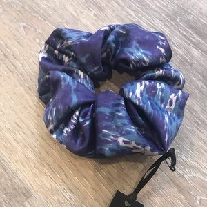 NWT Kitsch Scrunchie